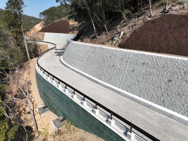 二級河川鳥羽河内川（鳥羽河内ダム）国補治水ダム建設　付替道路工事（その5）